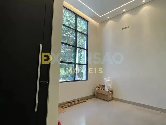 Imagem: Casa À Venda no Bairro Cond. Serra Dourada