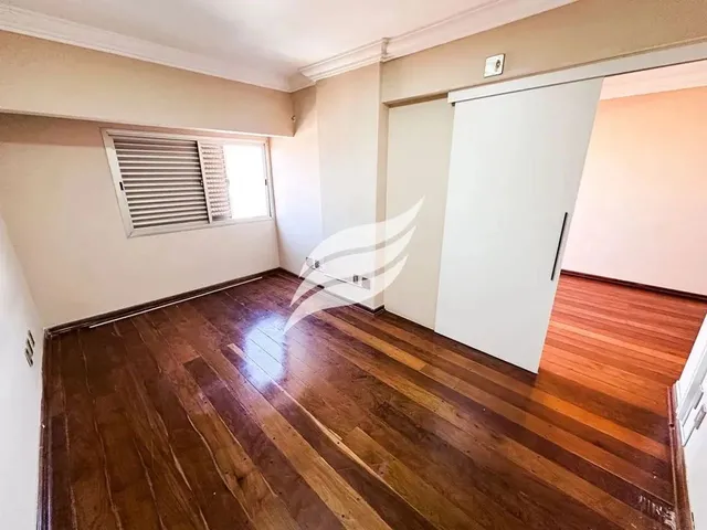 Imagem 7: Apartamento com 3 Quartos À Venda na Vila Mendonça