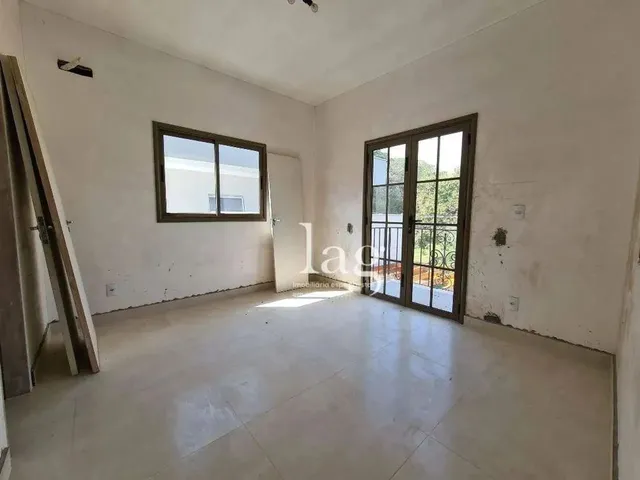 Imagem: Casa com 3 Dormitórios À Venda, 260 M²