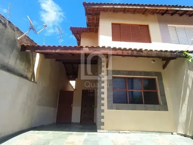 Imagem: Casa À Venda no Jardim Simus com 3 Dormitórios