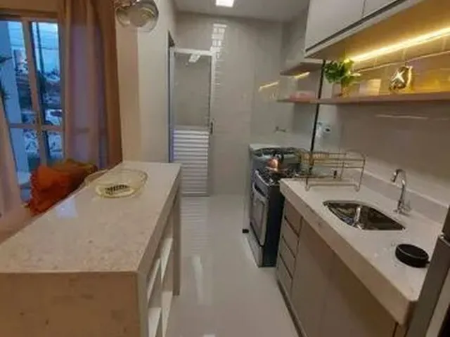 Imagem: O apartamento possui 4 Dormitórios, 1 Suíte, 2 Banheiros,