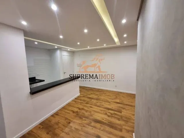 Imagem: O apartamento possui 2 Dormitórios, 1 Suíte, 1 Banheiro,