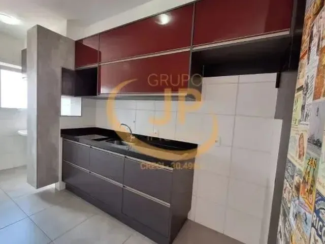 Imagem: O apartamento possui 2 Dormitórios, 1 Banheiro, 1 Vaga na