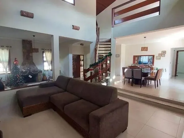 Imagem 7: Sobrado - 438 M² - 4 Dormitórios - 01 Suite Master com Hidro - Piscina - Condomínio