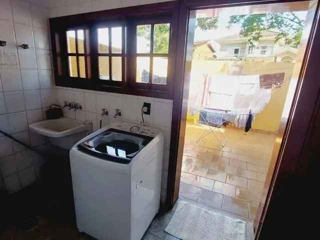 Imagem 13: Sobrado - 438 M² - 4 Dormitórios - 01 Suite Master com Hidro - Piscina - Condomínio