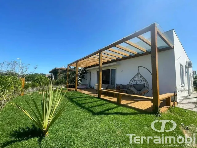 Imagem 1: Casa Térrea 3 Dormitórios em Condomínio- Araçatuba, Imbituba Sc