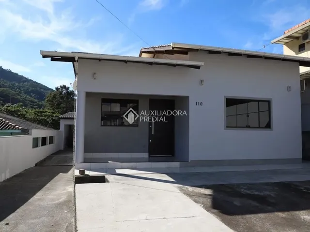 Imagem 1: Casa À Venda 137M² | 2 Quartos | 1 Suíte | 1 Vaga | Edícula Churrasqueira