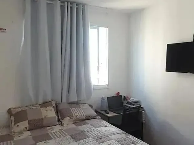 Imagem 2: 2 Quartos com 1 Suite e Varanda - Vaga Coberta