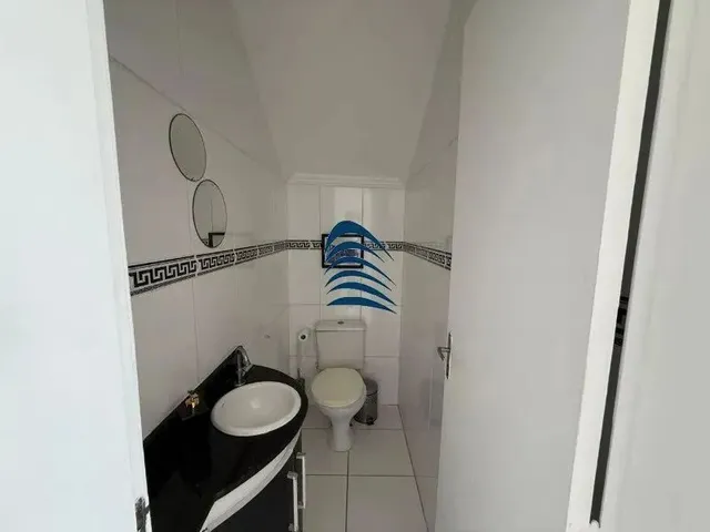 Imagem 5: Casa Possui 300 M², 3/4 com Suíte, Apoio para Empregada, Área de Serviço. Lavabo