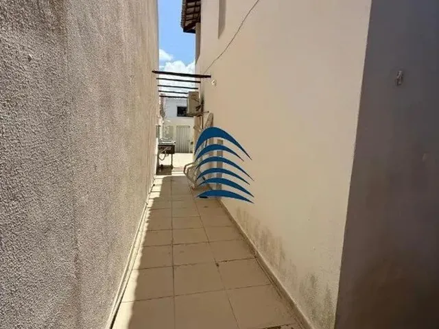 Imagem 4: Casa Possui 300 M², 3/4 com Suíte, Apoio para Empregada, Área de Serviço. Lavabo
