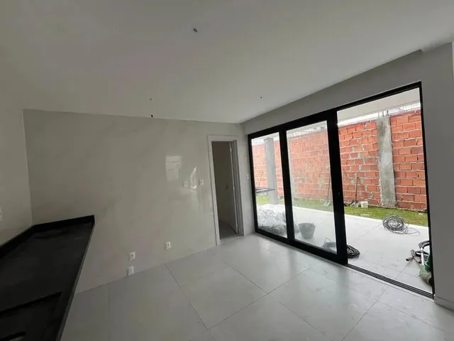 Imagem 3: Casa Duplex para Venda em Camaçari, Catu de Abrantes (Abrantes), 4 Dormitórios, 3