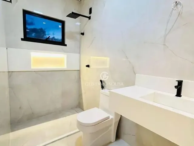 Imagem 13: Vendo Excelente Casa Duplex no Condomínio Lake Eusebio 4 Suítes 6 Vagas, Piscina Por