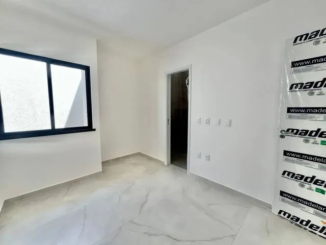 Imagem 5: Casa Plana À Venda no Eusébio em Rua Privativa, com 3 Suítes e Área de Lazer
