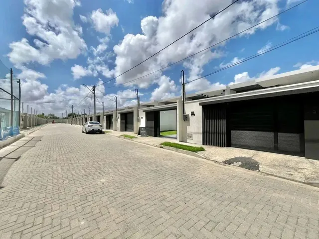 Imagem 15: Casa Plana À Venda no Eusébio em Rua Privativa, com 3 Suítes e Área de Lazer
