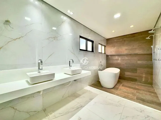 Imagem: Casa com 5 Dormitórios, 422 M² - Venda