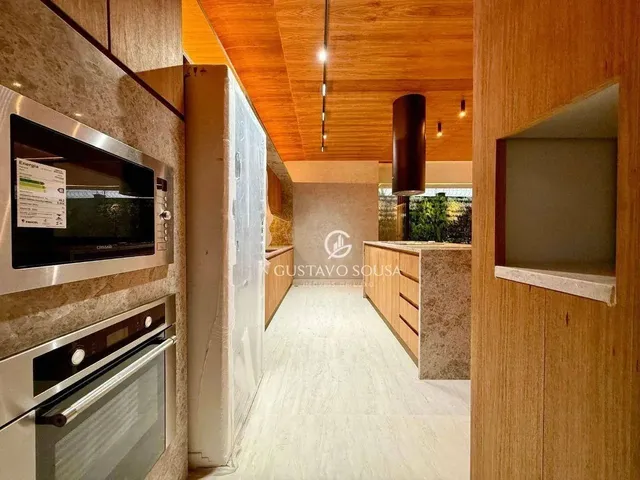 Imagem 2: Casa no Alphaville Eusébio com 5 Dormitórios À Venda, 380 M² por R$ 4.800.000