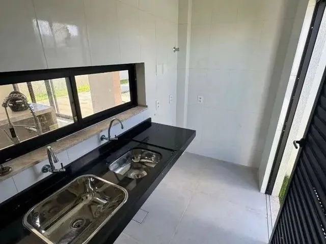 Imagem 5: Casa Duplex À Venda com 4 Quartos Venda na Cidade Alpha Eusebio/Ce