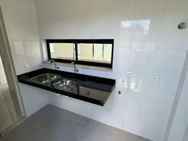 Imagem 3: Casa Duplex À Venda com 4 Quartos Venda na Cidade Alpha Eusebio/Ce