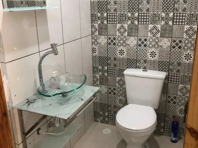 Imagem 3: Chalé para Venda em Camanducaia, Monte Verde, 2 Dormitórios, 2 Suítes, 2 Banheiros, 1