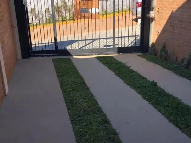 Imagem 2: Chalé para Venda em Camanducaia, Monte Verde, 2 Dormitórios, 2 Suítes, 2 Banheiros, 1