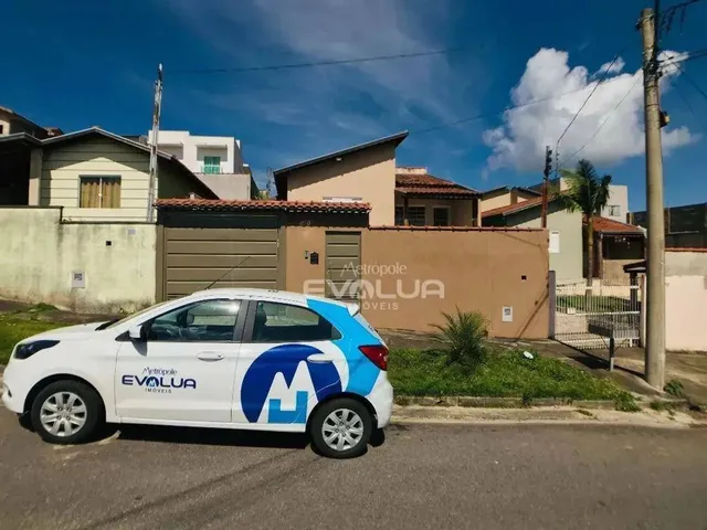 Imagem 1: Casa com 2 Dormitórios À Venda, 122 M² por R$ 440.000,00 - Campo das Antas - Poços De