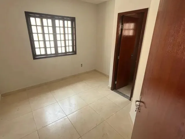Imagem 7: Imóvel para Venda Tem 200 Metros Quadrados com 3 Quartos em Morada do Sol - Lavras - Mg
