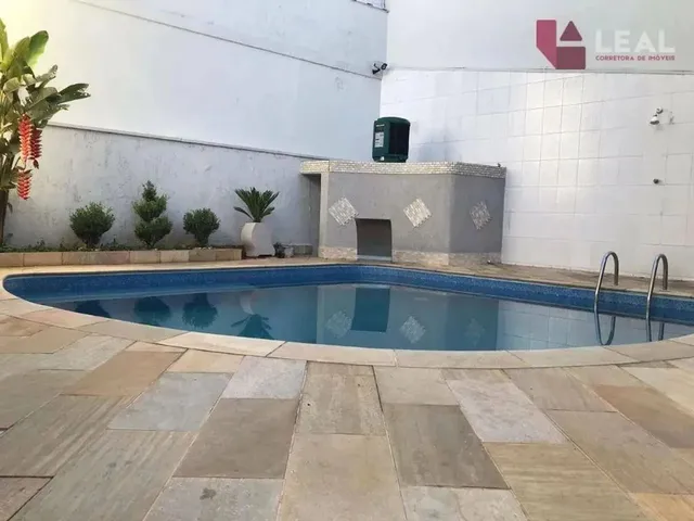 Imagem: Casa com 4 Dormitórios À Venda, 390 M²