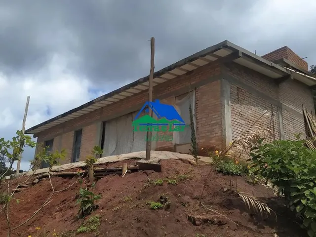 Imagem: Casa À Venda no Bairro Pocinho em Aiuruoca