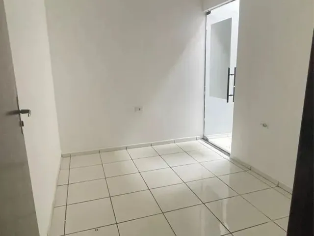 Imagem 5: Sobrado C/2 Qtos e Sacada