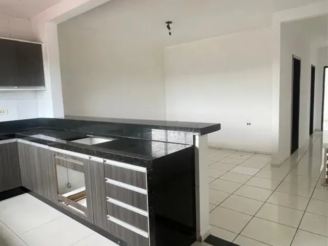 Imagem 9: Sobrado C/2 Qtos e Sacada