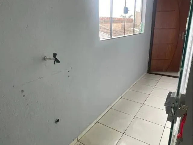 Imagem 10: Sobrado C/2 Qtos e Sacada