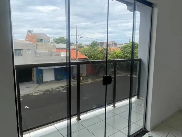 Imagem 2: Sobrado C/2 Qtos e Sacada