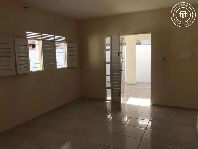 Imagem 9: Casa para alugar em João Pessoa, Bessa, com 4 quartos, 360m²