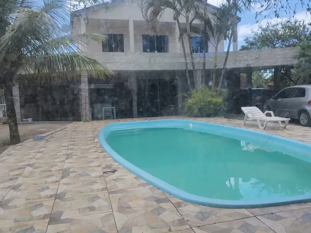 Imagem 1: Excelente Residência com 04 Quartos, Piscina e Ótima Churrasqueira em Praia de Leste !!