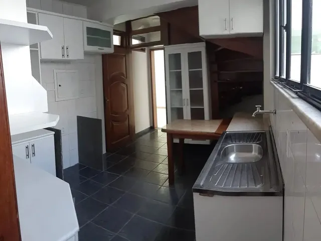 Imagem 11: Vendo Casa com 3 Suítes e Piscina