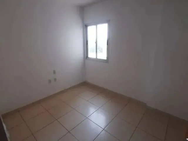 Imagem 7: Alugo Apartamento com 2 Quartos Sendo Uma Suíte no de la Flor - Pq. Oeste