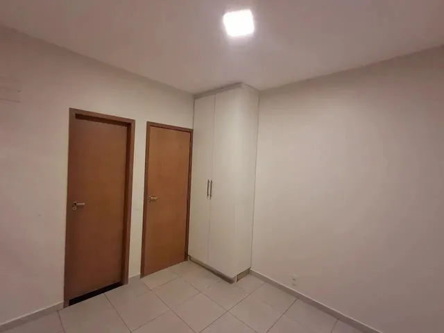 Imagem 7: Apartamento 60M² com 2 Quartos, Suíte, Varanda, Armários Completos e Vaga de Garagem