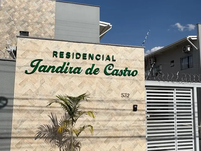 Imagem: A casa em condomínio possui 3 Dormitórios, 1 Suíte, 3