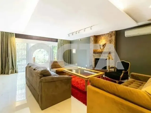 Imagem: Casa com 3 Quartos e 6 Banheiros no Bairro
