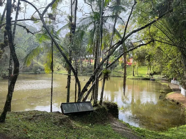 Imagem: Chácara com Lago Particular Há 30 Minutos