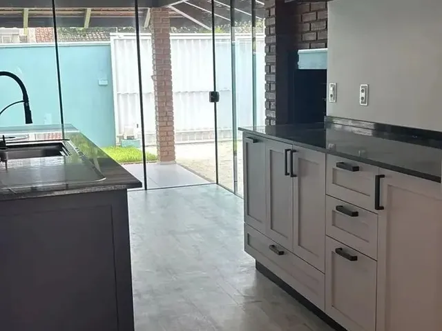 Imagem 12: Casa Perto da Praia no Centro de Navegantes
