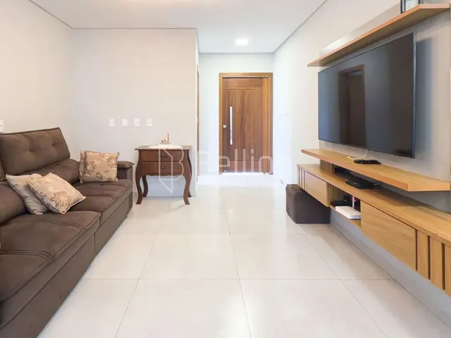 Imagem 5: Casa com Amplo Terreno no Centro de Rio dos Cedros