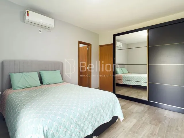 Imagem 2: Casa com Amplo Terreno no Centro de Rio dos Cedros