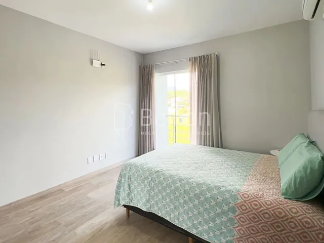 Imagem 16: Casa com Amplo Terreno no Centro de Rio dos Cedros