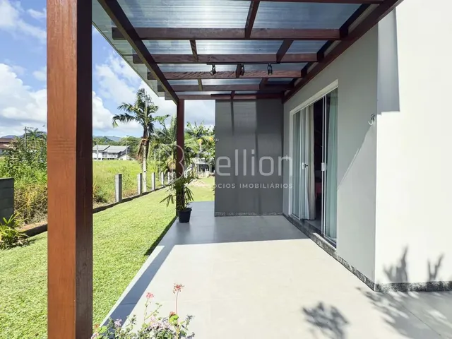 Imagem 4: Casa com Amplo Terreno no Centro de Rio dos Cedros