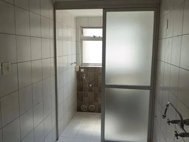 Imagem 16: Apartamento Padrão com Sacada, 2 Dormitórios, 1 Vaga