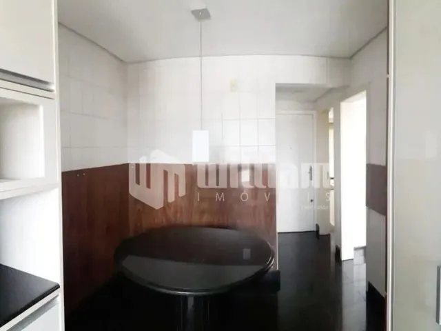 Imagem 3: Apartamento Semi Mobiliado no Centro de Brusque com 3 Quartos Sendo 1 Suíte