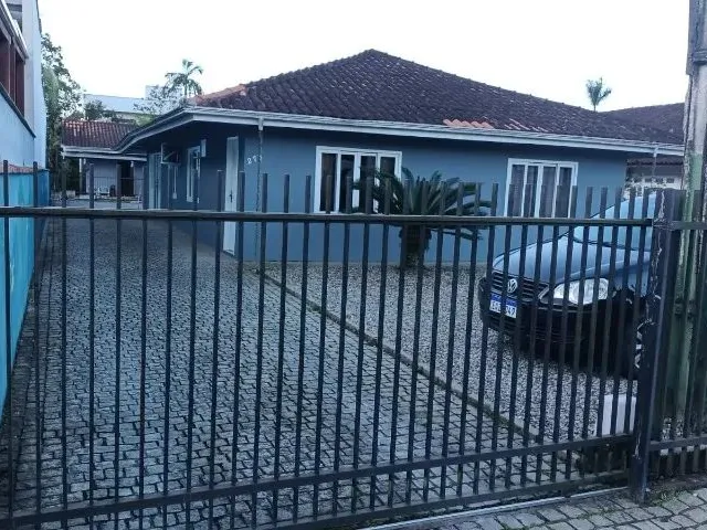 Imagem: 2 Casa no Centro Pirabeiraba Excelente Localização