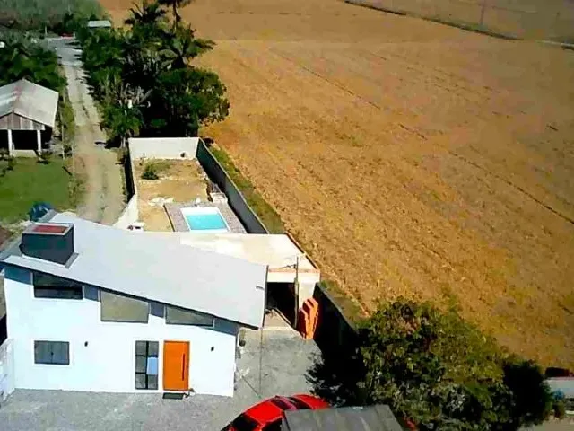 Imagem: Casa À Venda no Rio Bonito - Espaçosa