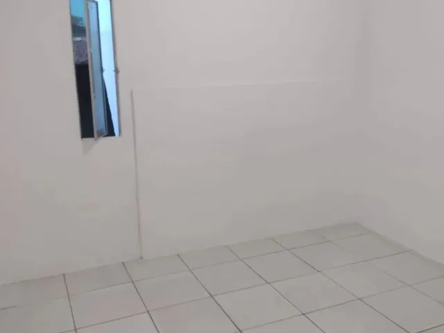 Imagem 2: Casa com 2 Quartos Próx. a Estação do Metrô Aeroporto